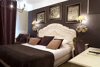 Hotel Gounod Saint-Rémy-de-Provence